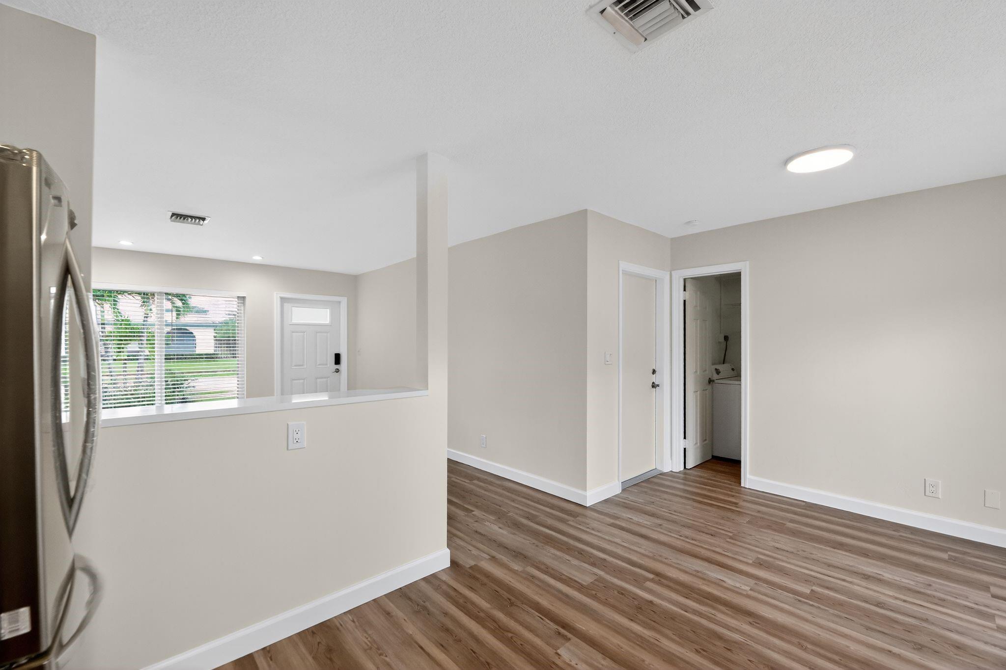 BOCA RATONE HGTS - Residential