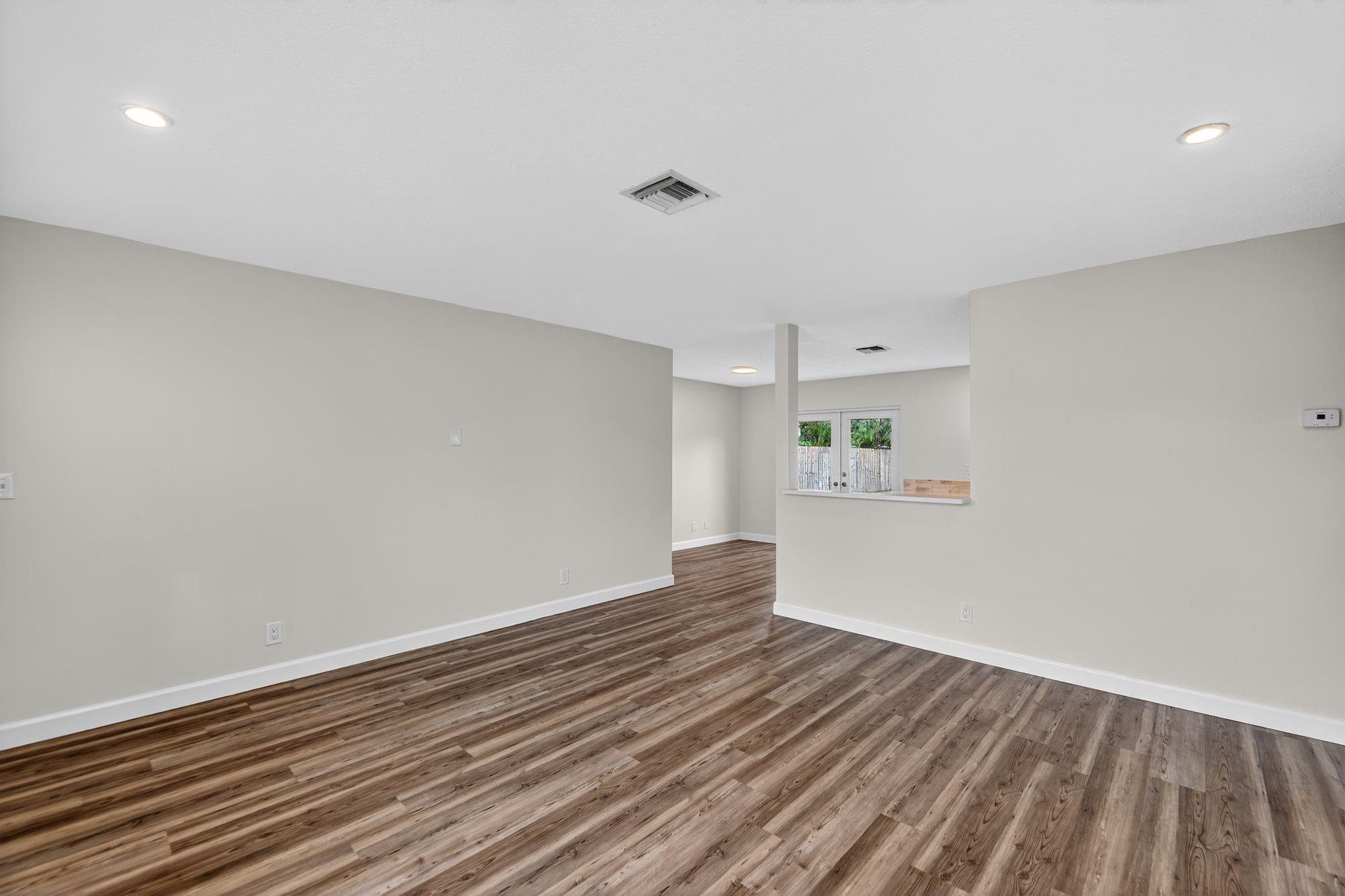 BOCA RATONE HGTS - Residential