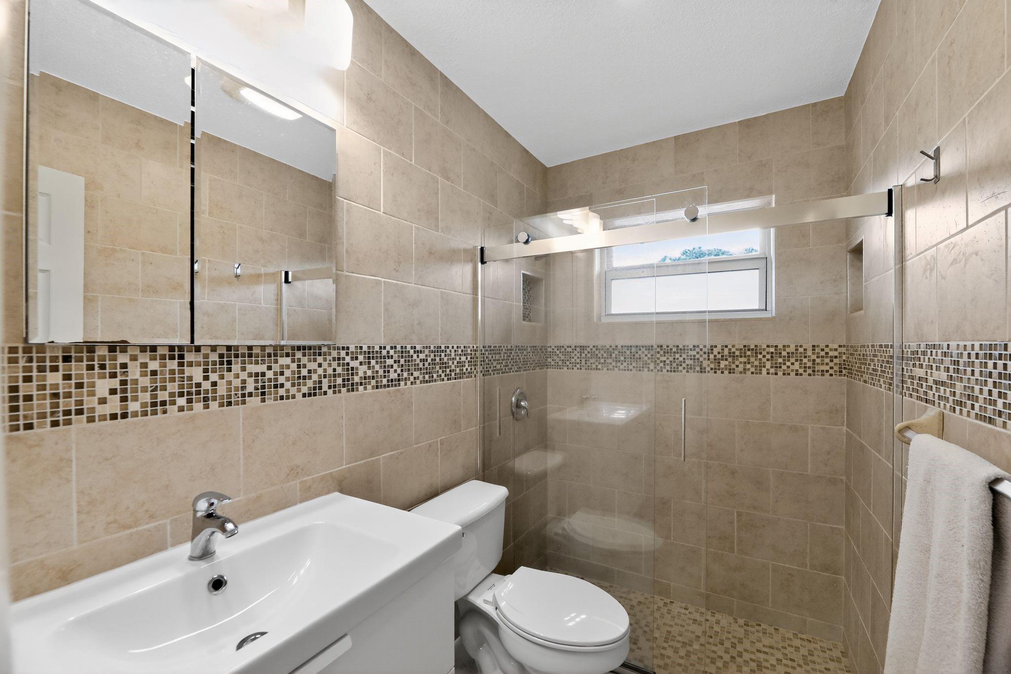 BOCA RATONE HGTS - Residential