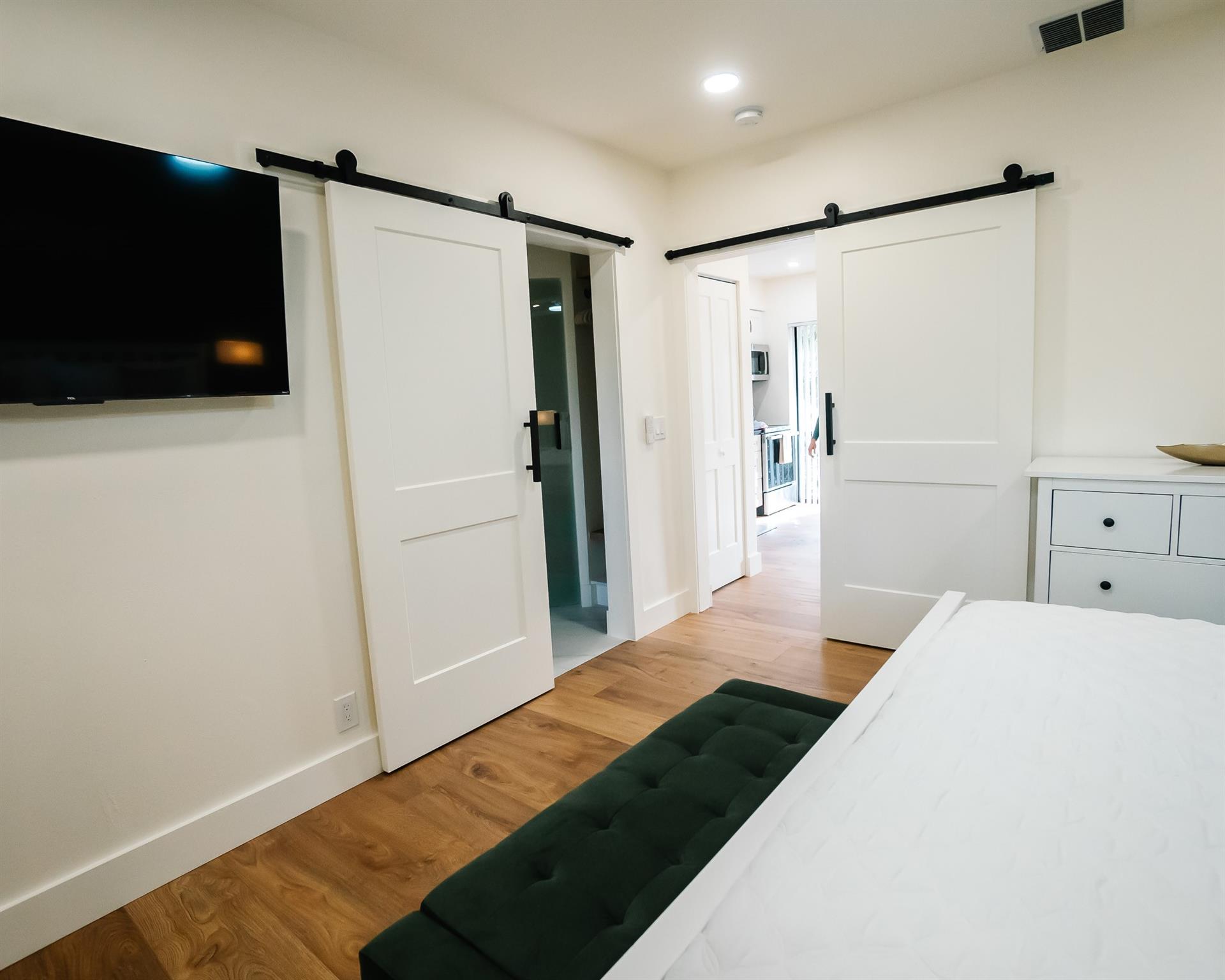 Lakeside 23-38 B - Residential Income