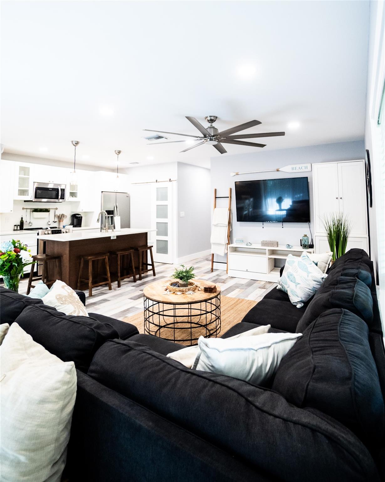 Lakeside 23-38 B - Residential Income