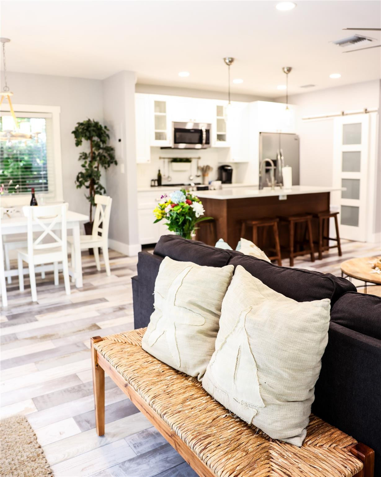 Lakeside 23-38 B - Residential Income