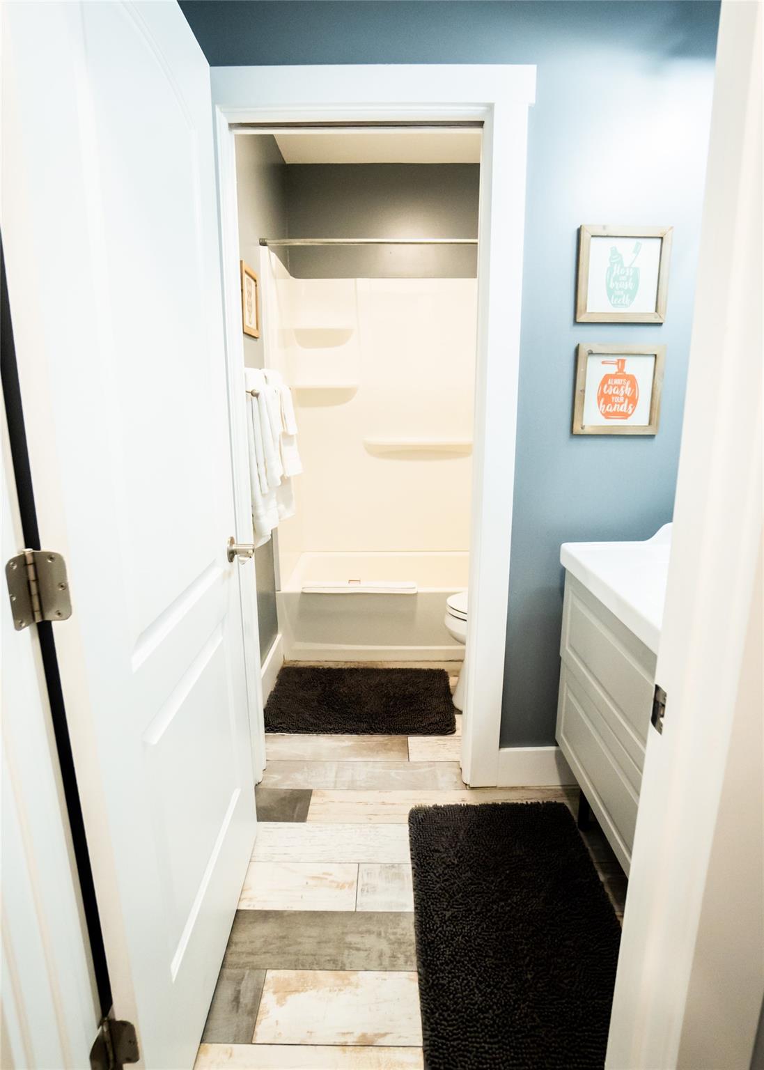 Lakeside 23-38 B - Residential Income