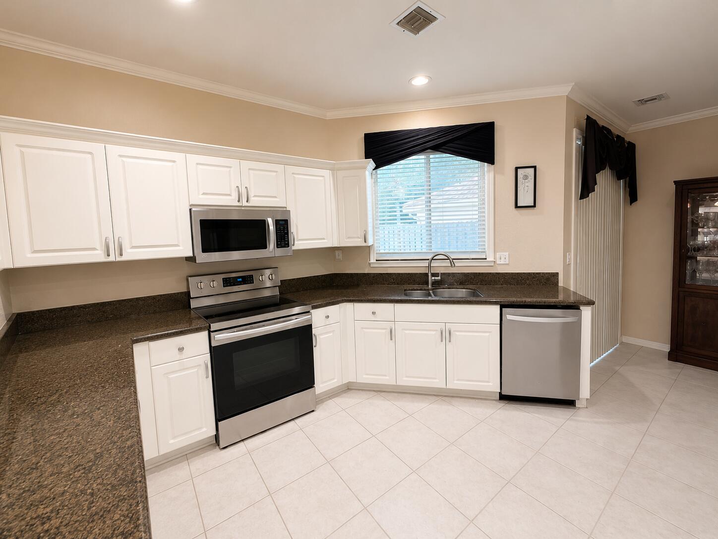 10706 Hidden Bend Way