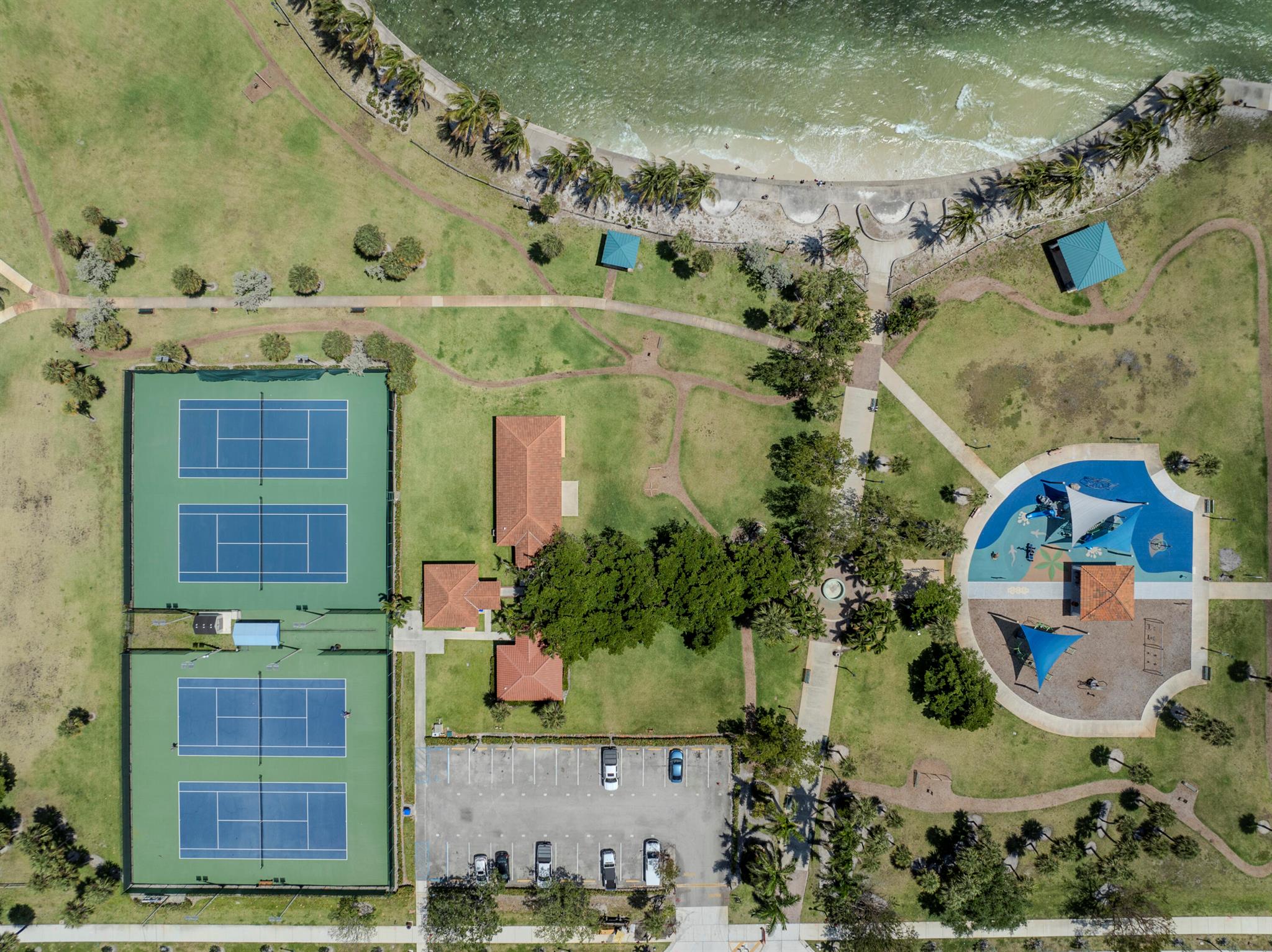 LAKE HARBOUR TOWERS CONDO - Residential