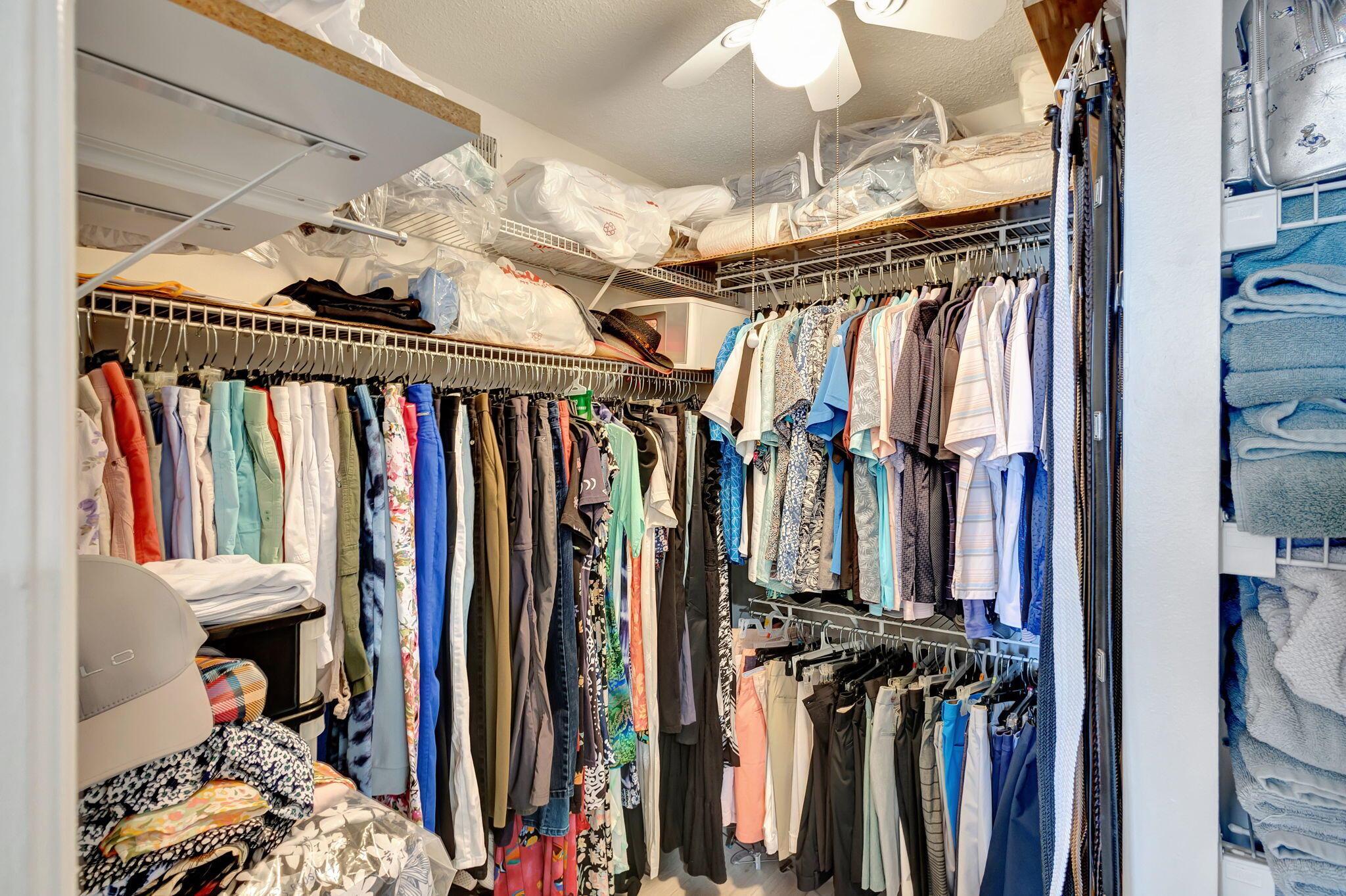 LAKE HARBOUR TOWERS CONDO - Residential