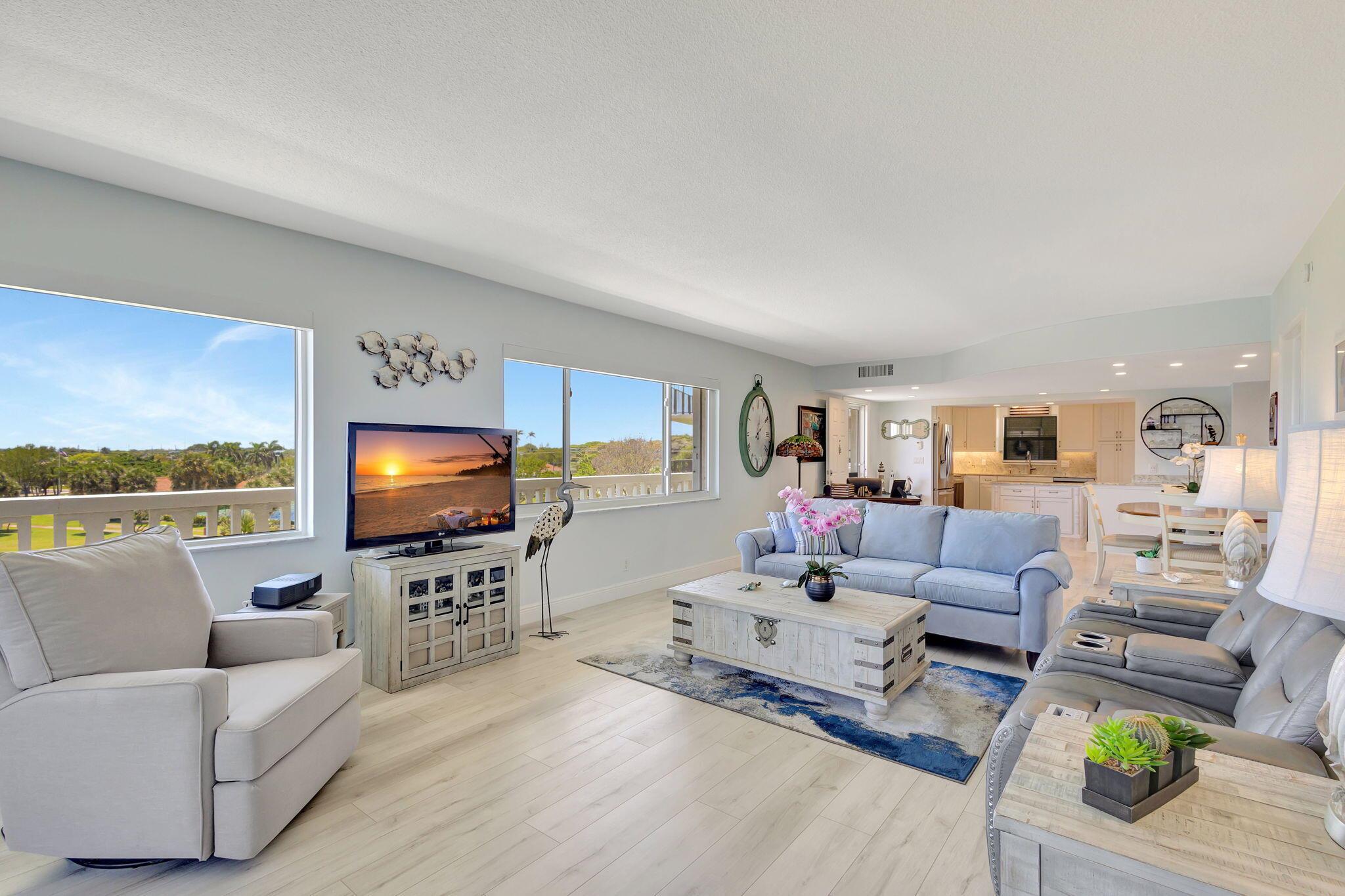 LAKE HARBOUR TOWERS CONDO - Residential