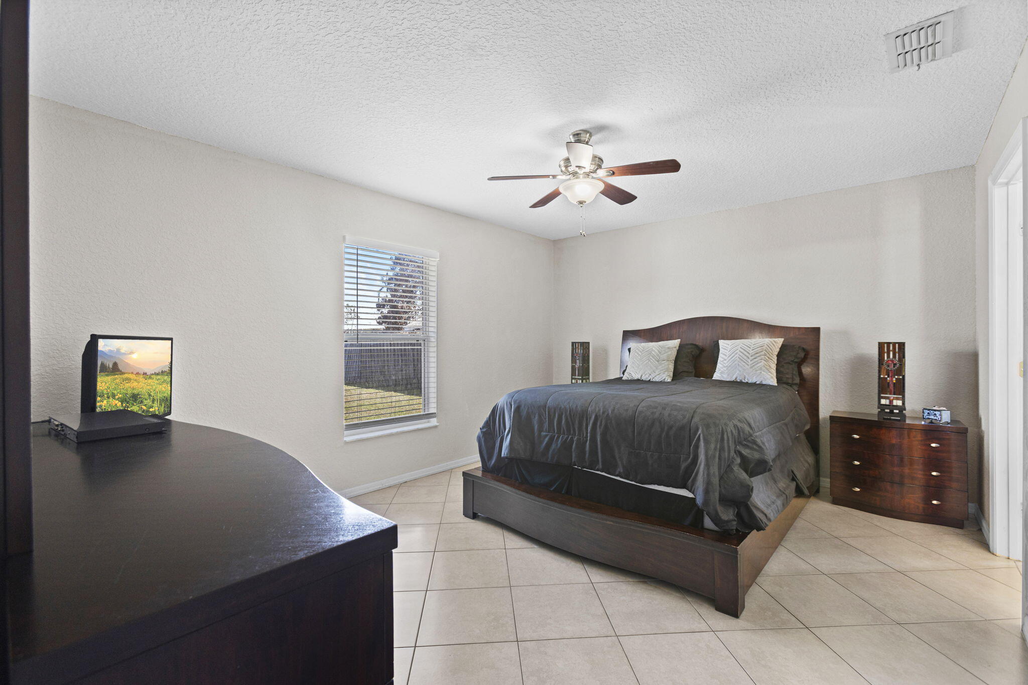 PORT ST LUCIE SECTION 3 - Residential