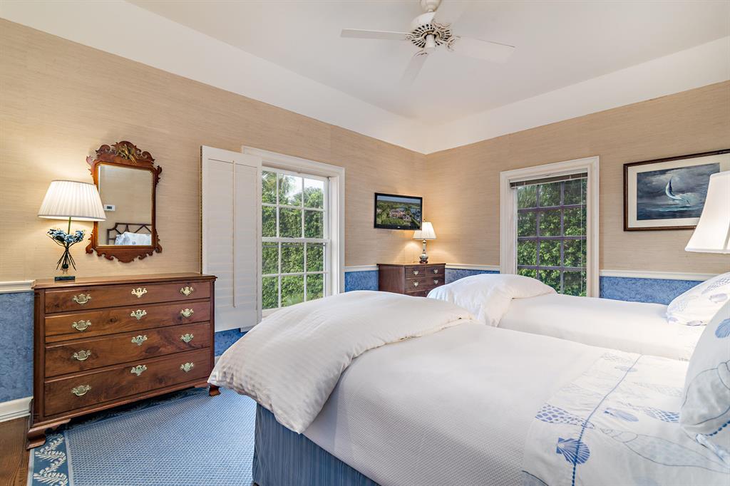 EVERGLADES ISLAND PL 3 IN - Residential