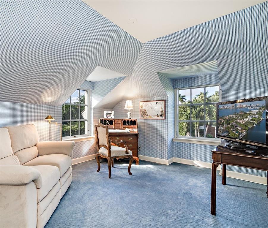 EVERGLADES ISLAND PL 3 IN - Residential