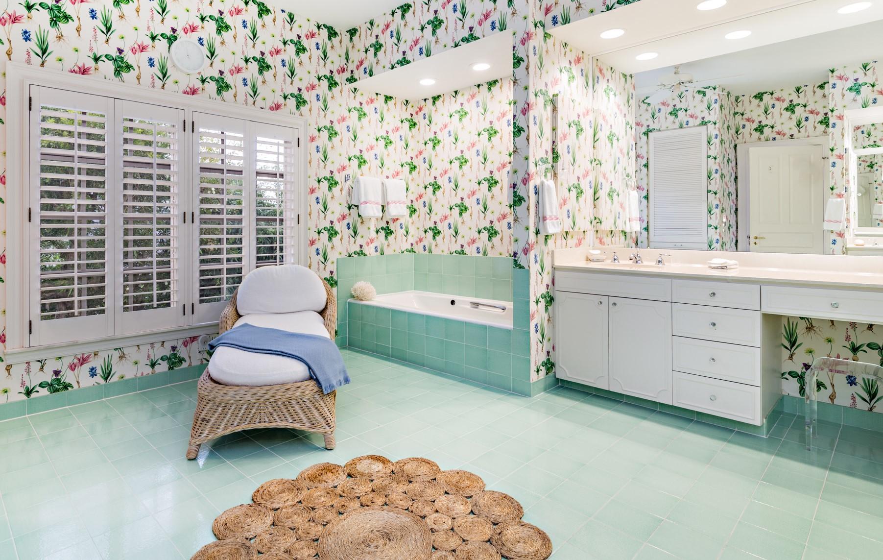 EVERGLADES ISLAND PL 3 IN - Residential