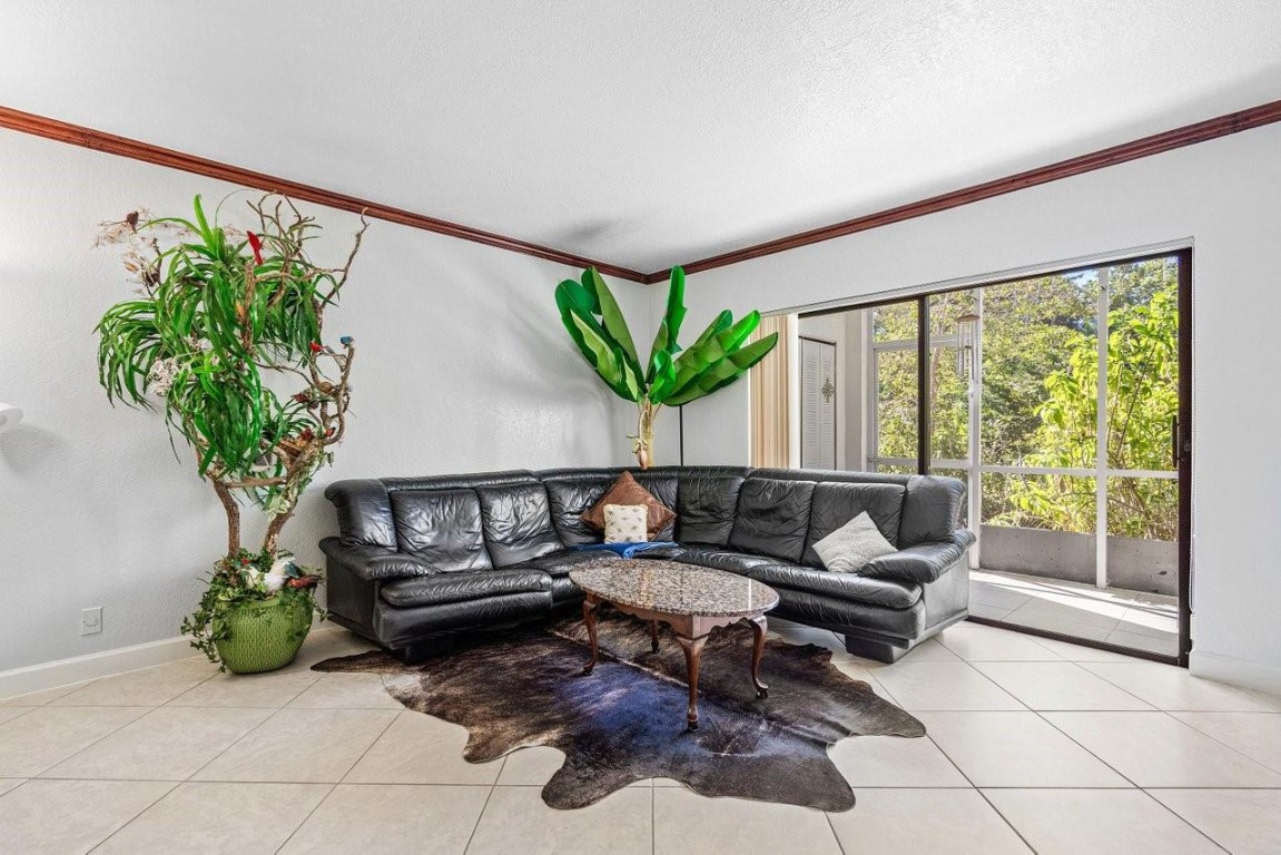 SANDALFOOT SQUIRE - Residential