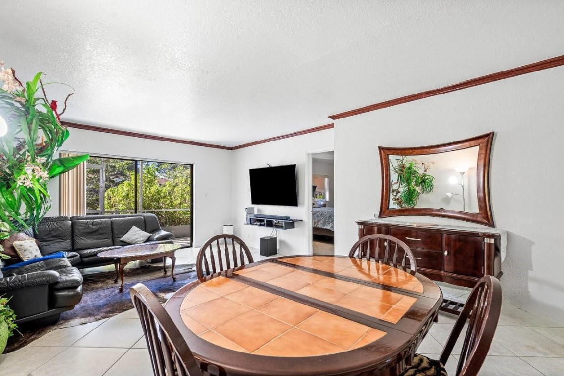 SANDALFOOT SQUIRE - Residential