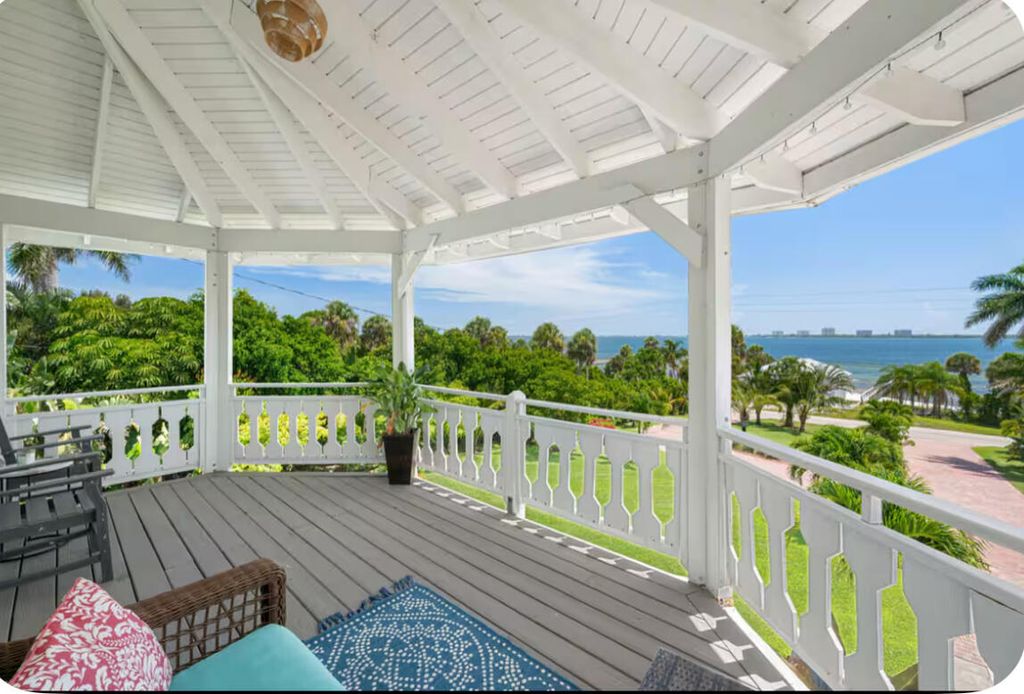 Photo of 12417 S Indian River Drive, Jensen Beach, FL 34957 (MLS # B26014757)