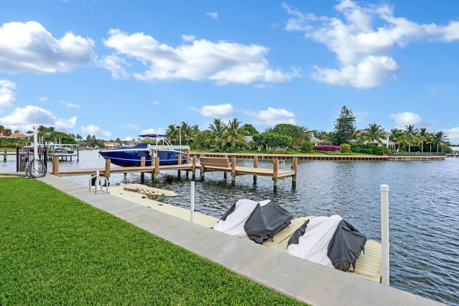 CAPTAINS KEY - Residential