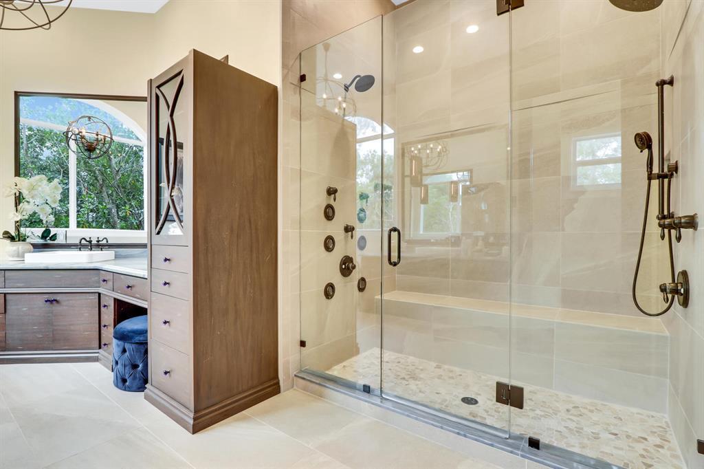 CAPTAINS KEY - Residential