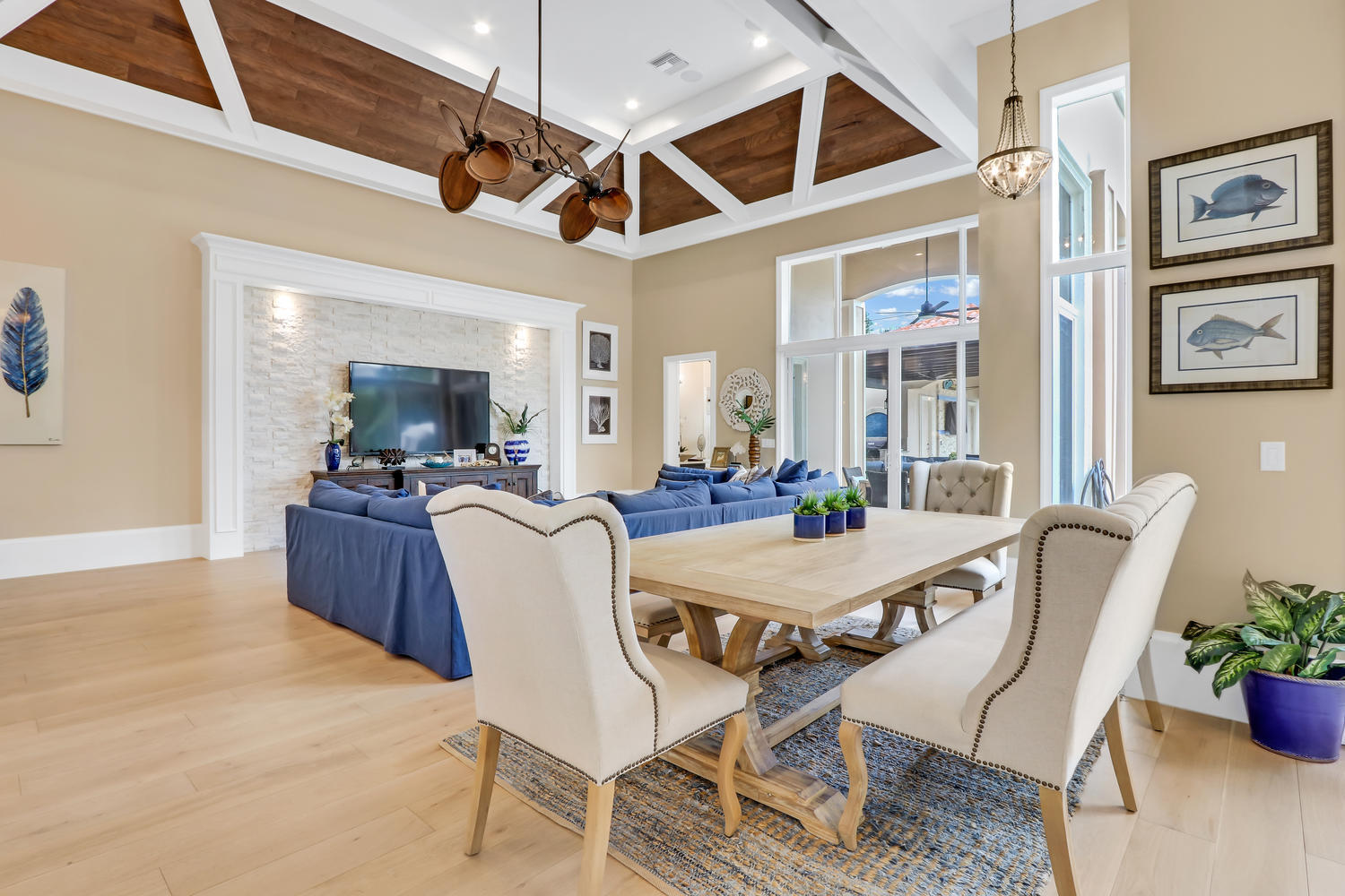 CAPTAINS KEY - Residential