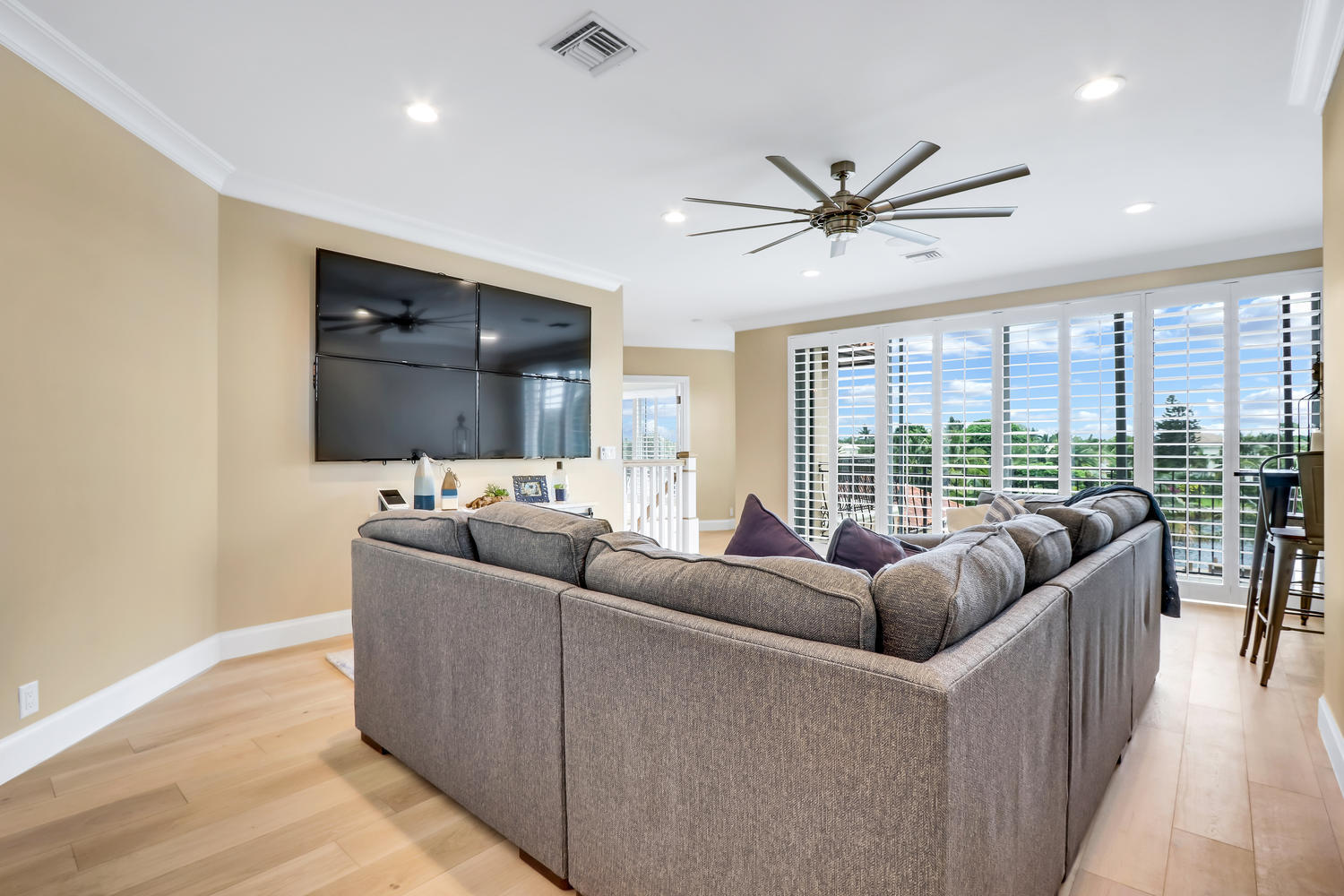 CAPTAINS KEY - Residential