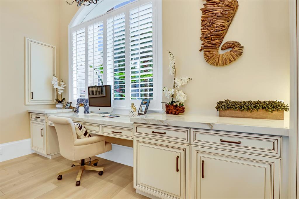 CAPTAINS KEY - Residential