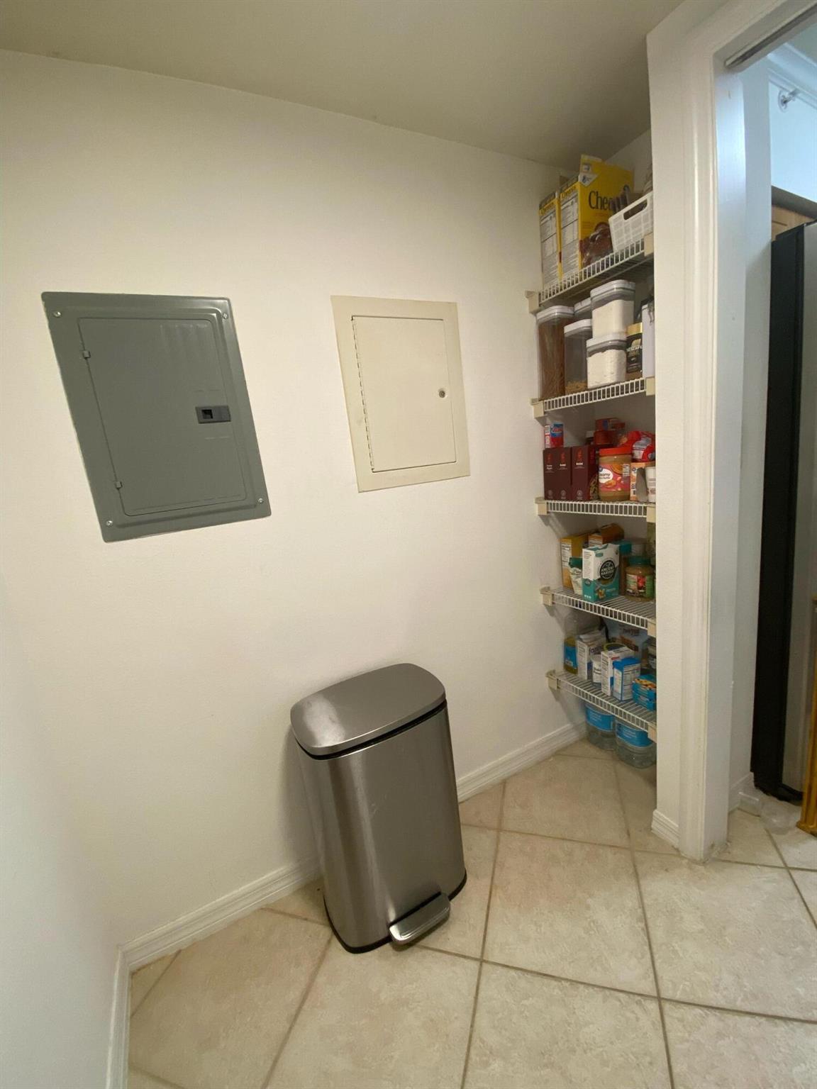 VILLAS AT EMERALD DUNES C - Residential