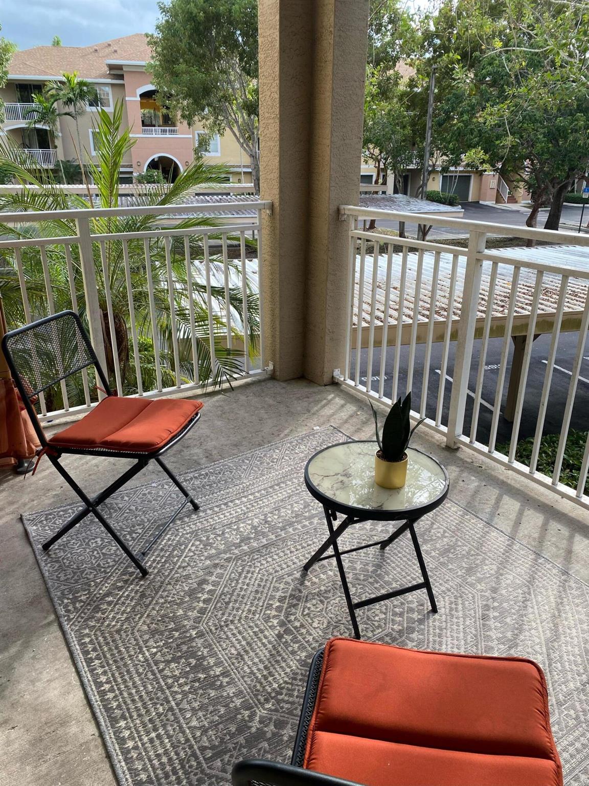 VILLAS AT EMERALD DUNES C - Residential