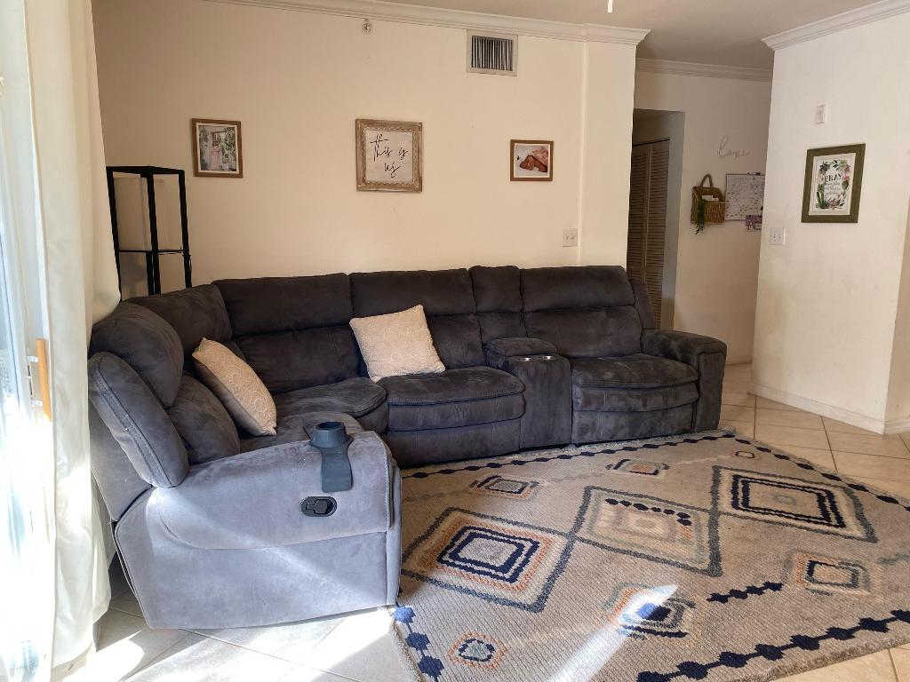 6511 Emerald Dunes Drive 208