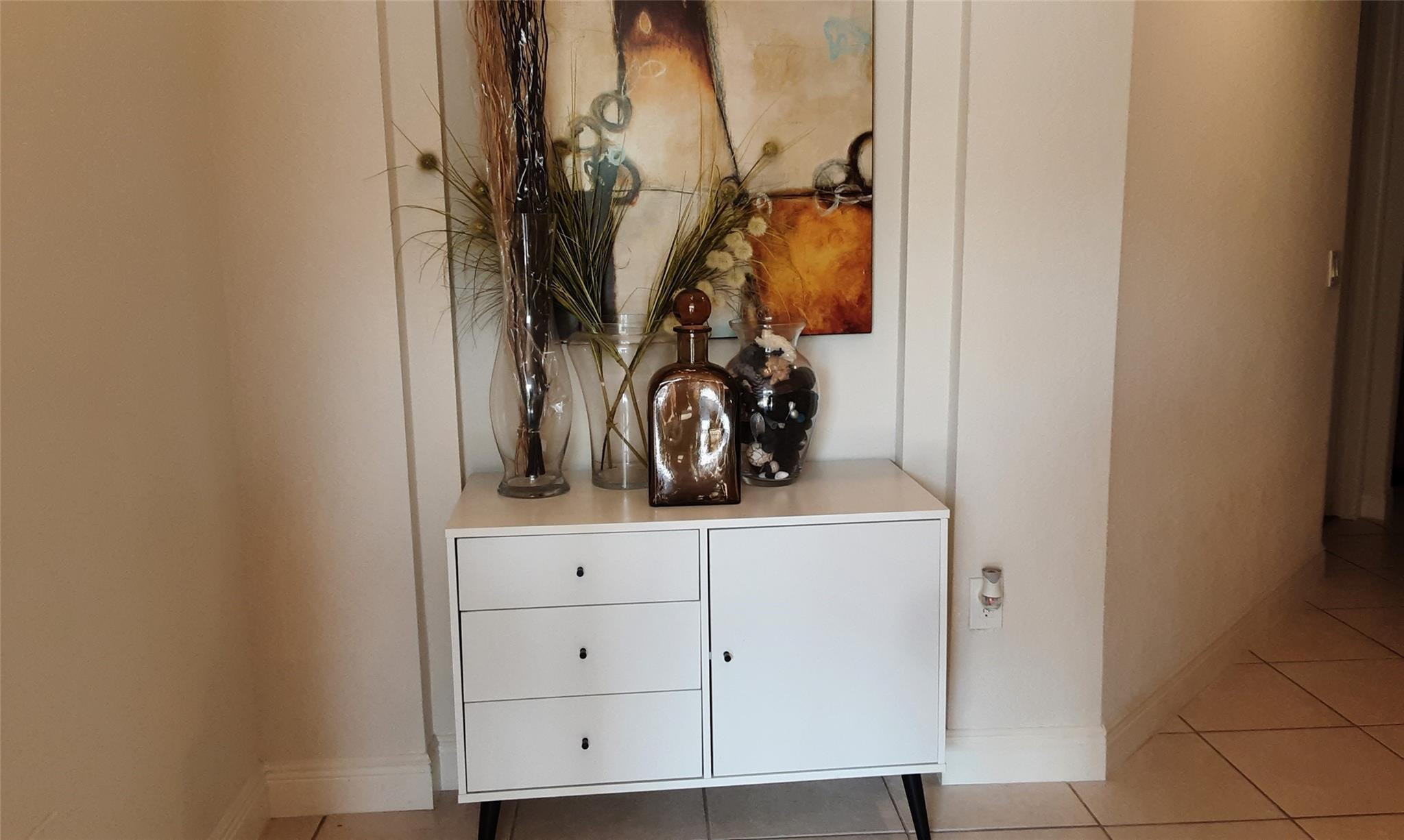 Exeter Condo C - Residential Lease