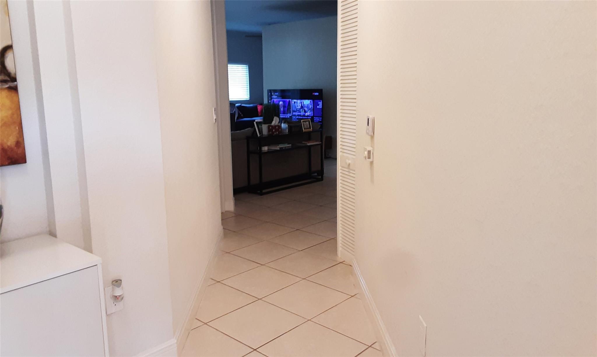 Exeter Condo C - Residential Lease