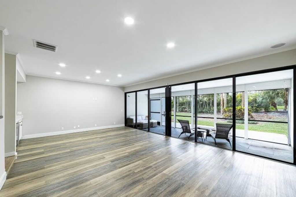 Photo of 2517 Presidential Way #B, West Palm Beach, FL 33401 (MLS # R11154317)