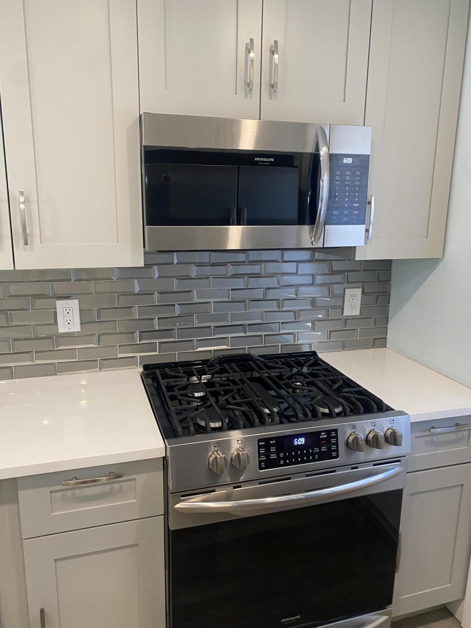 BOCA GOLFVIEW CONDO - Residential Lease