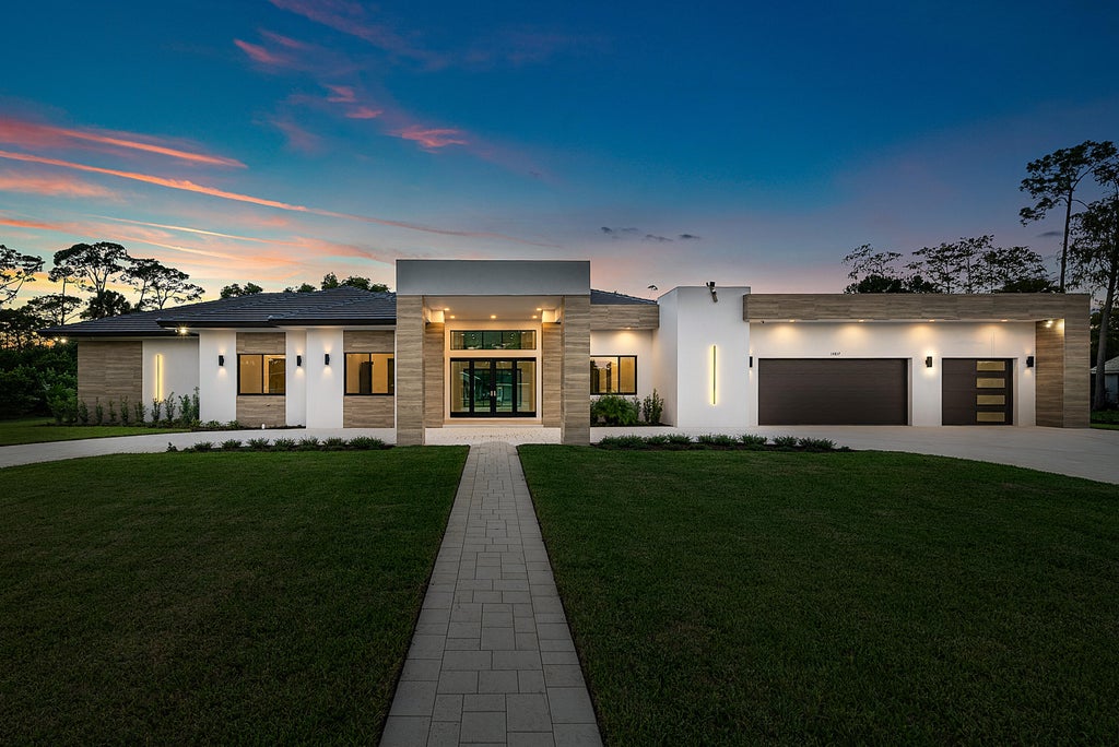 Photo of 14817 Paddock Drive, Wellington, FL 33414 (MLS # B26046309)