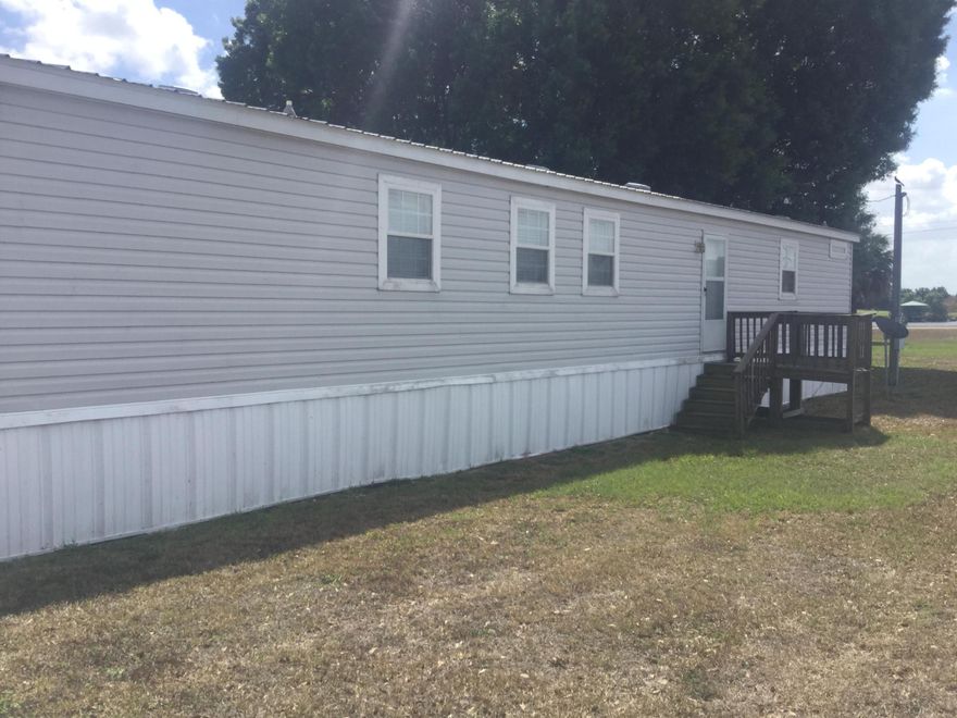 2018 mobile home in great condition. Was used as a winter home. Minimal use as everything is in very nice condition.