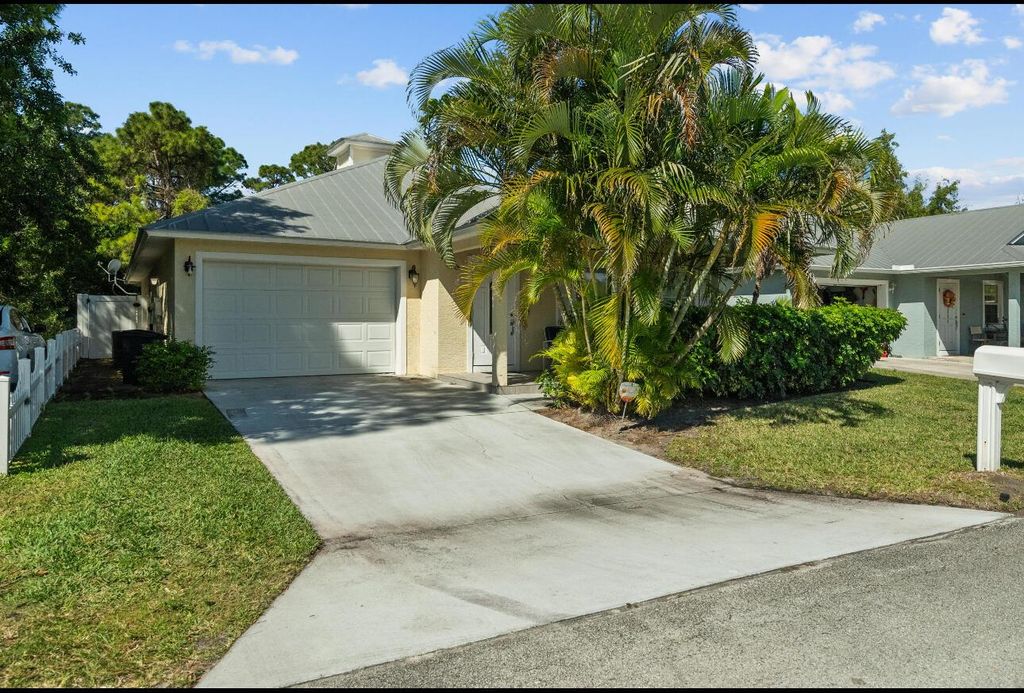 Photo of 5856 SE Inez Avenue, Stuart, FL 34997 (MLS # R11112643)