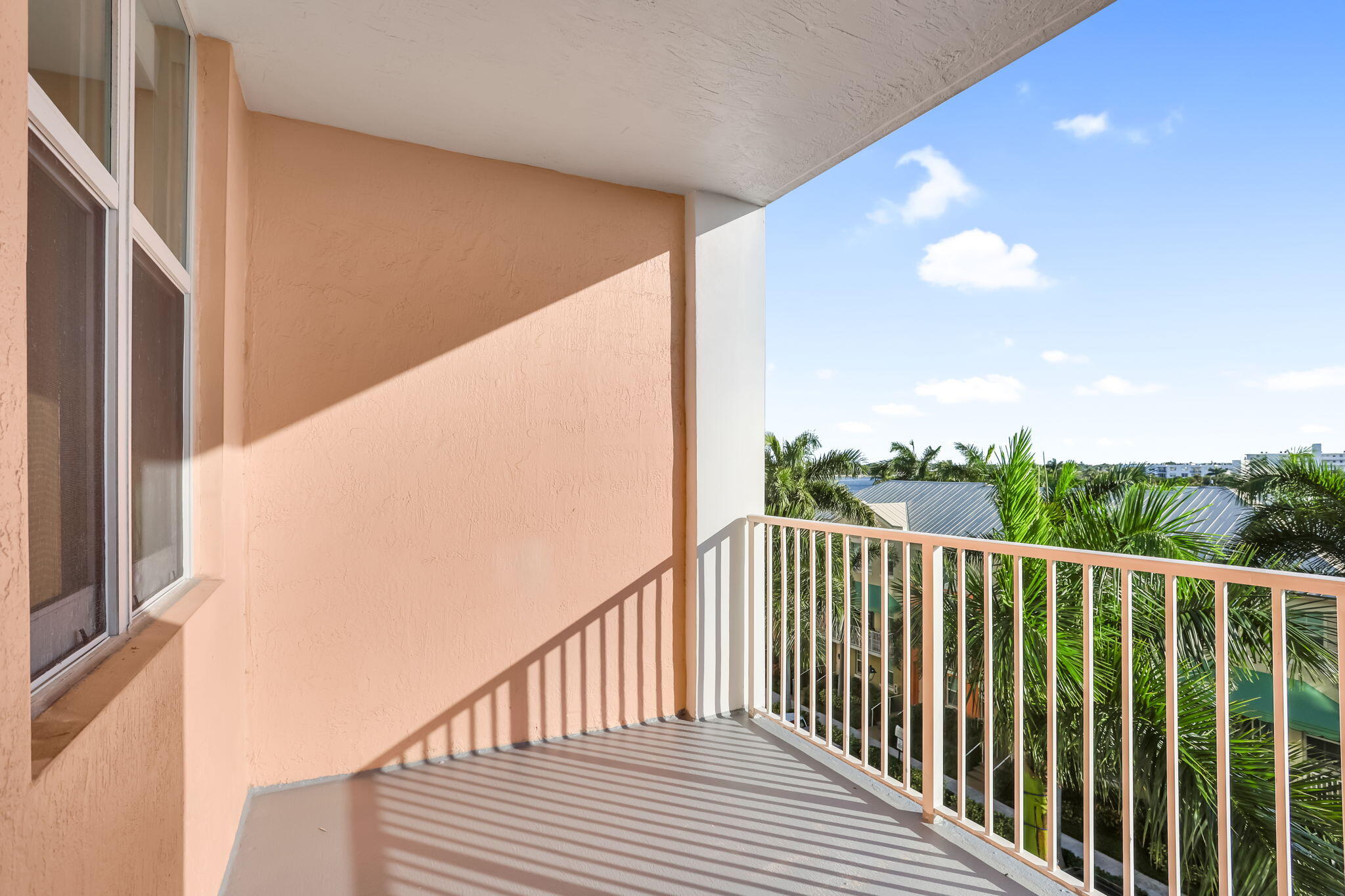 MOORINGS AT LANTANA CONDO 2 - Residential