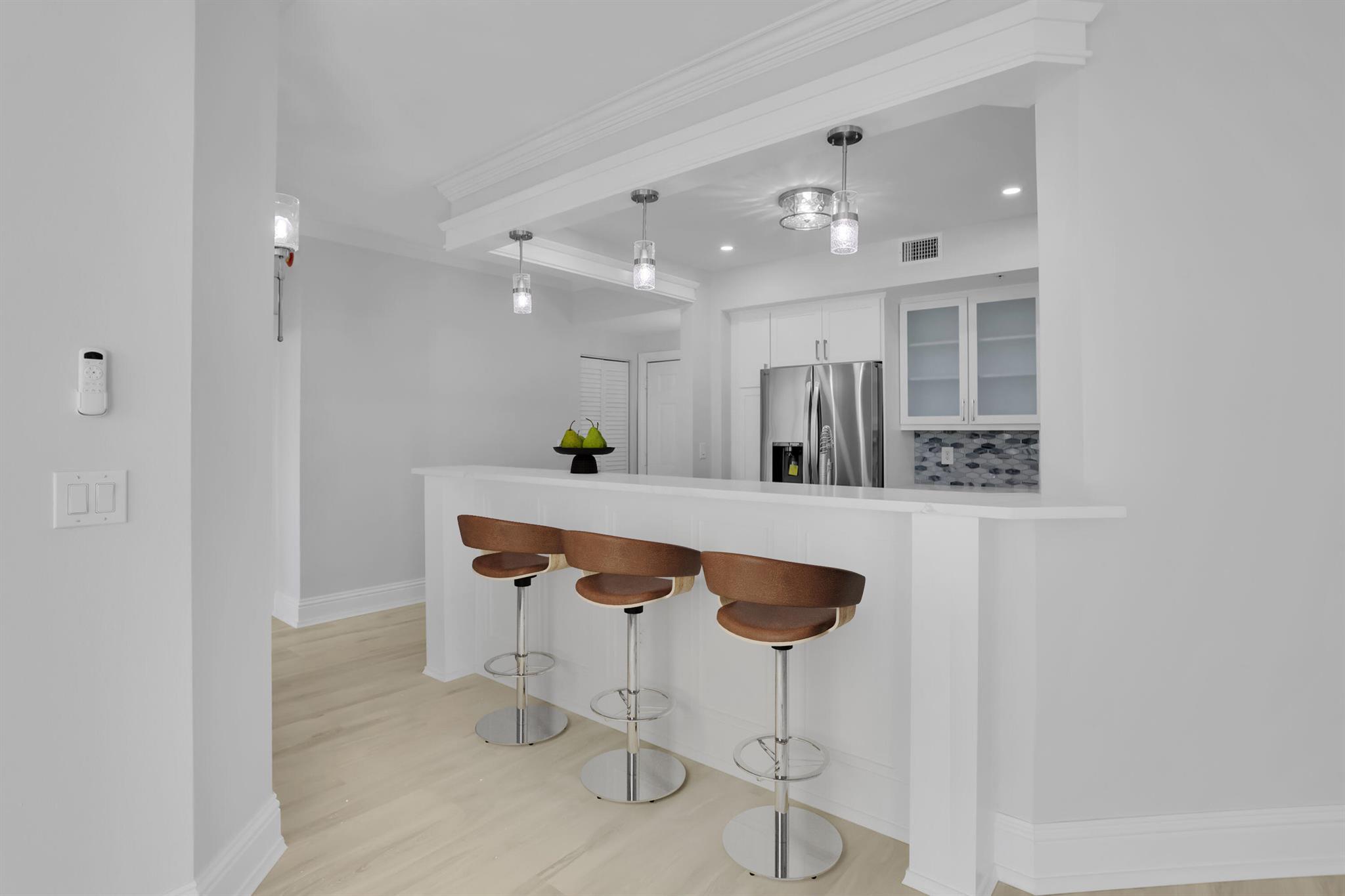 804 E Windward Way 509