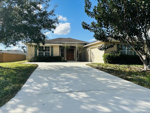 A home in Port St Lucie