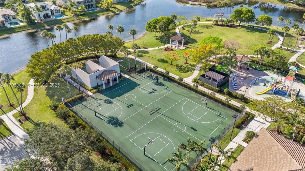 HERON BAY - Residential