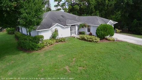 A home in Port St Lucie