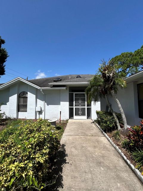 A home in Port St Lucie