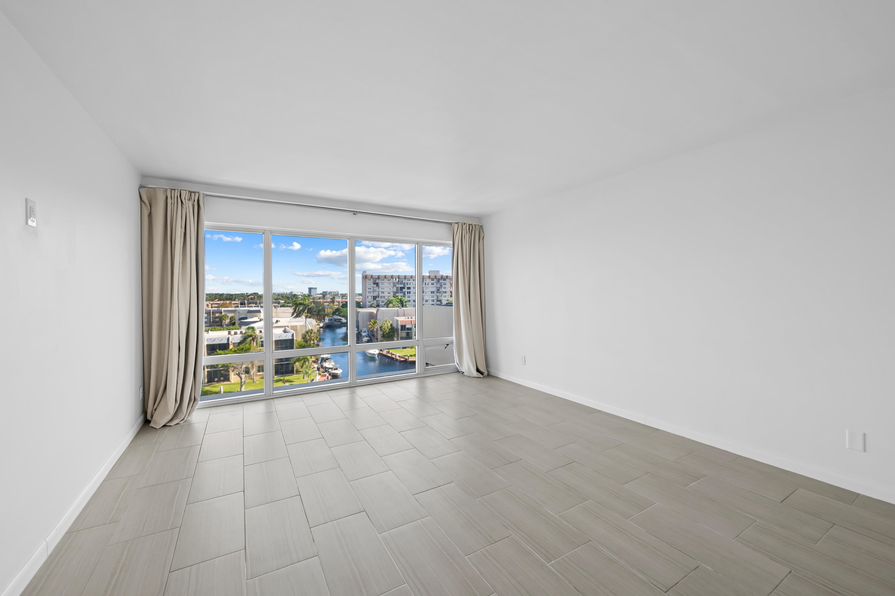 WATERFORD POINT CONDO - Residential