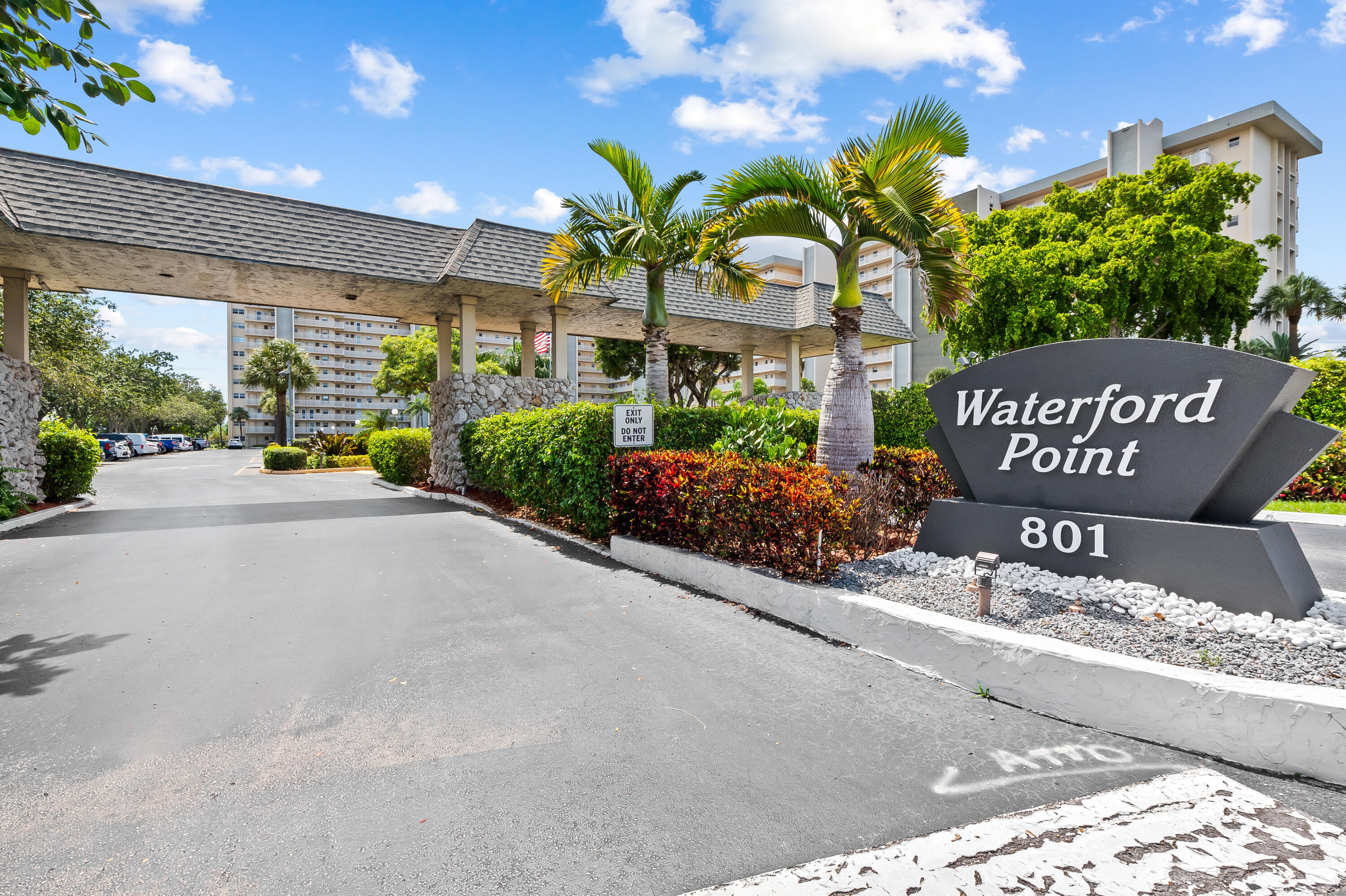WATERFORD POINT CONDO - Residential