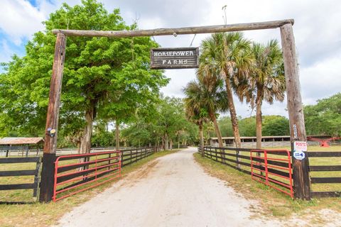 2833 F Road Loxahatchee Groves FL 33470