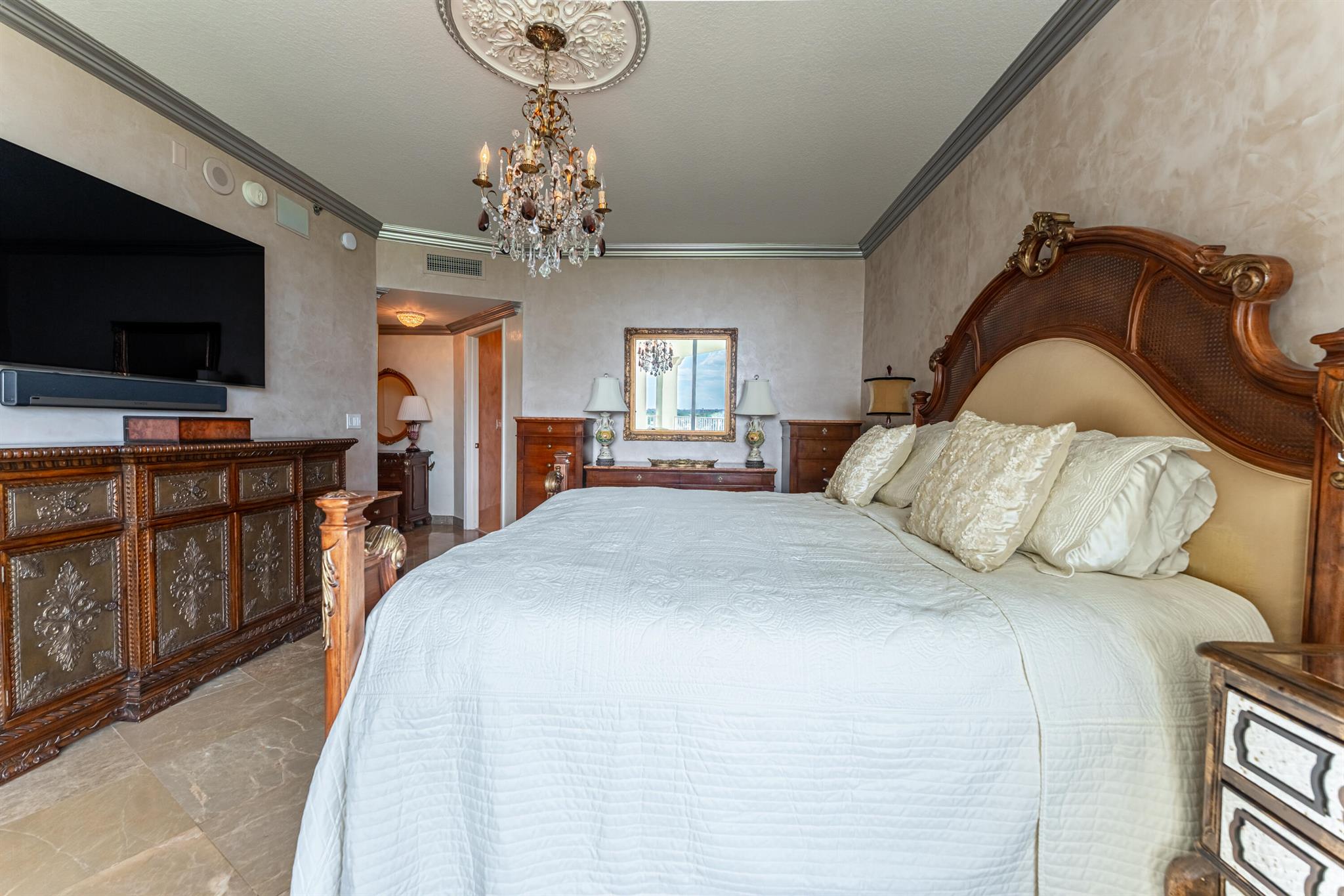 TOSCANA SOUTH CONDO - Residential