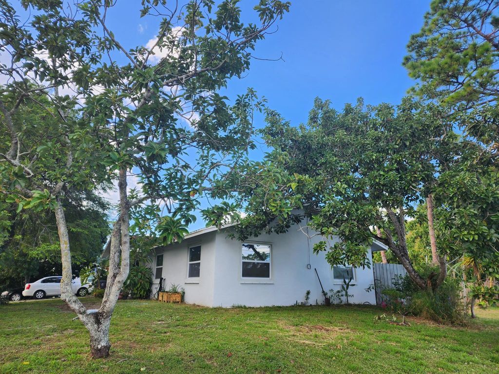 Photo of 16701 E Mayfair Drive, Loxahatchee, FL 33470 (MLS # R10939061)