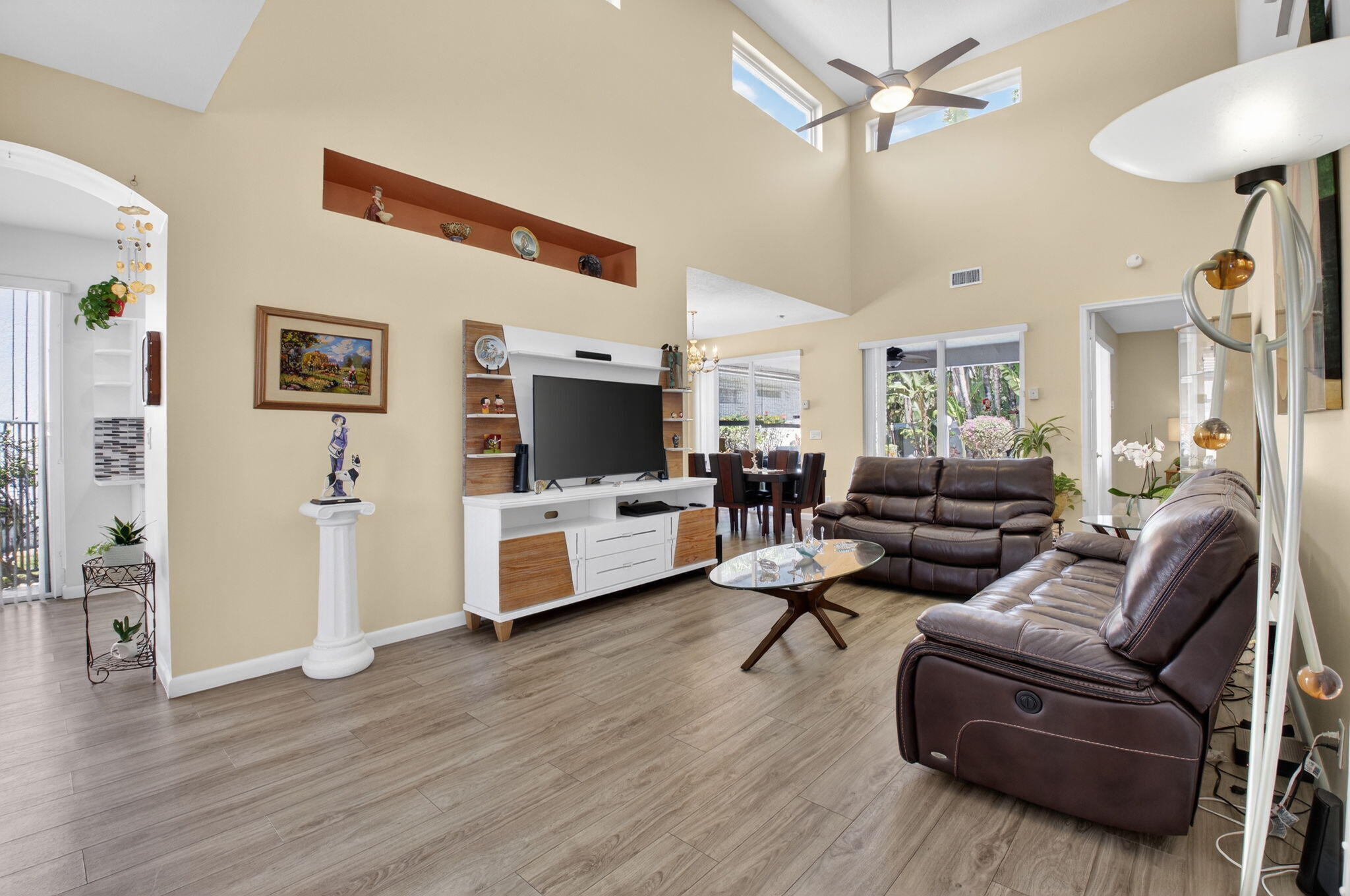 SOUTHAMPTON - Residential