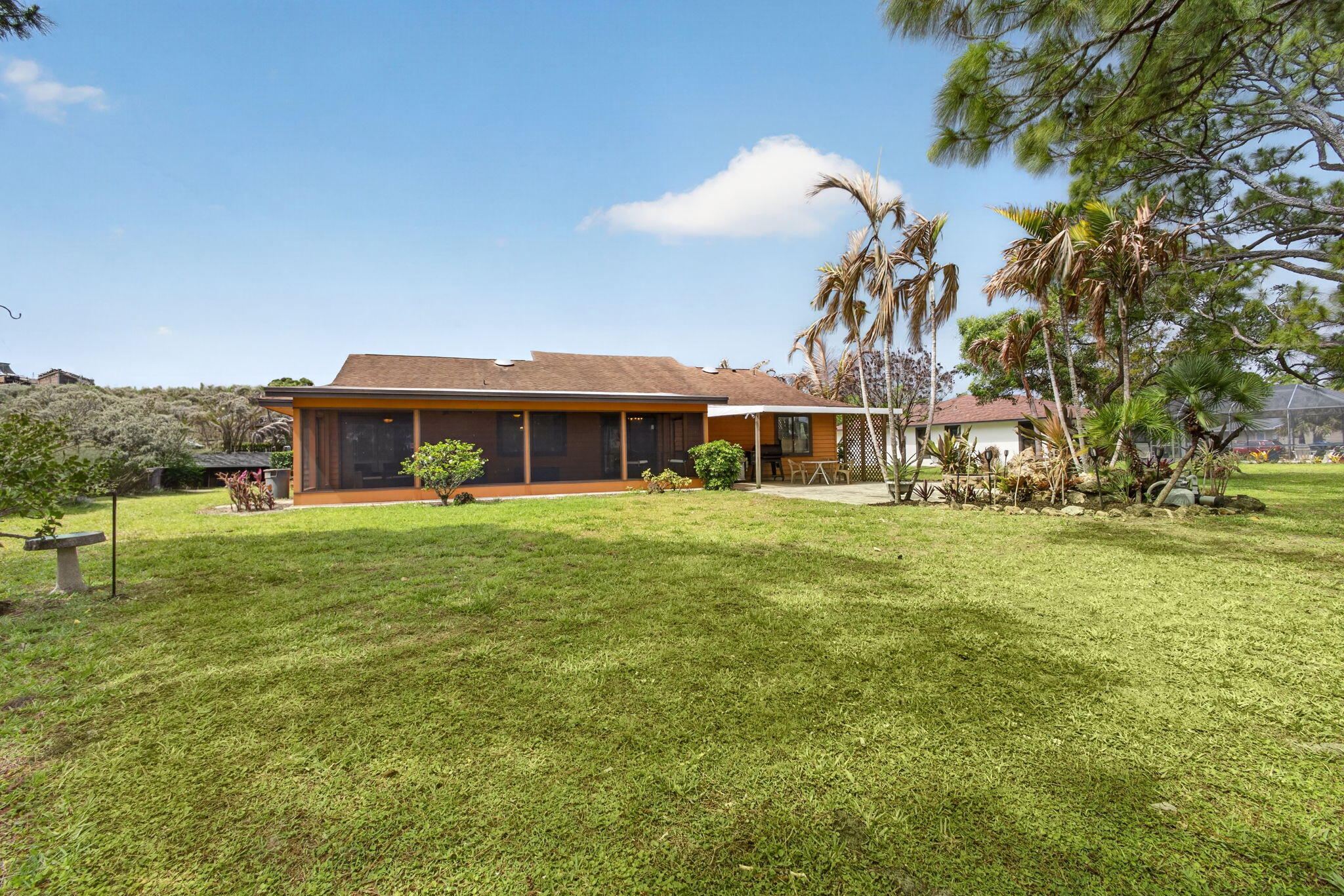 PARAMOUNT ESTATES - Residential