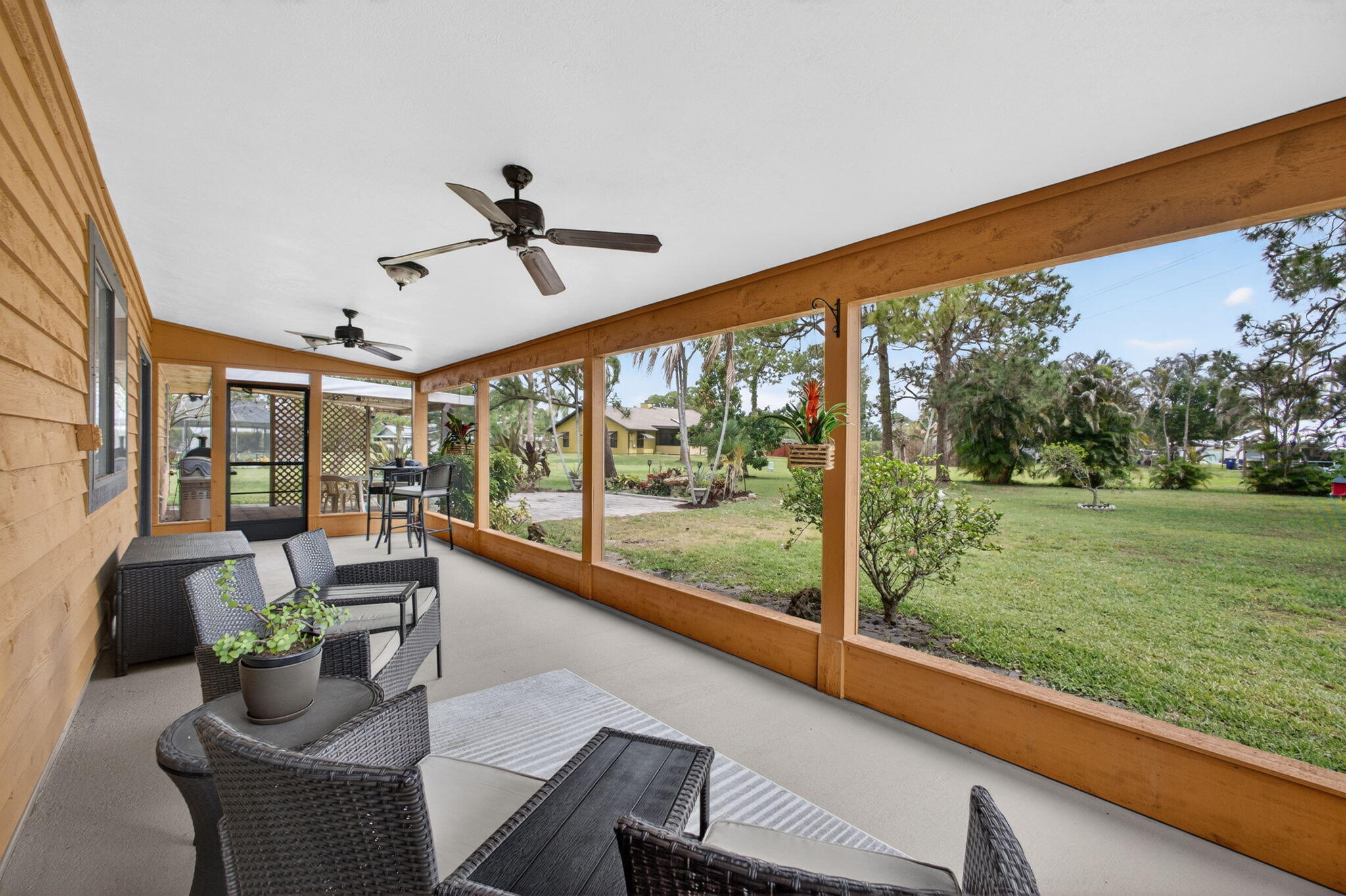 PARAMOUNT ESTATES - Residential