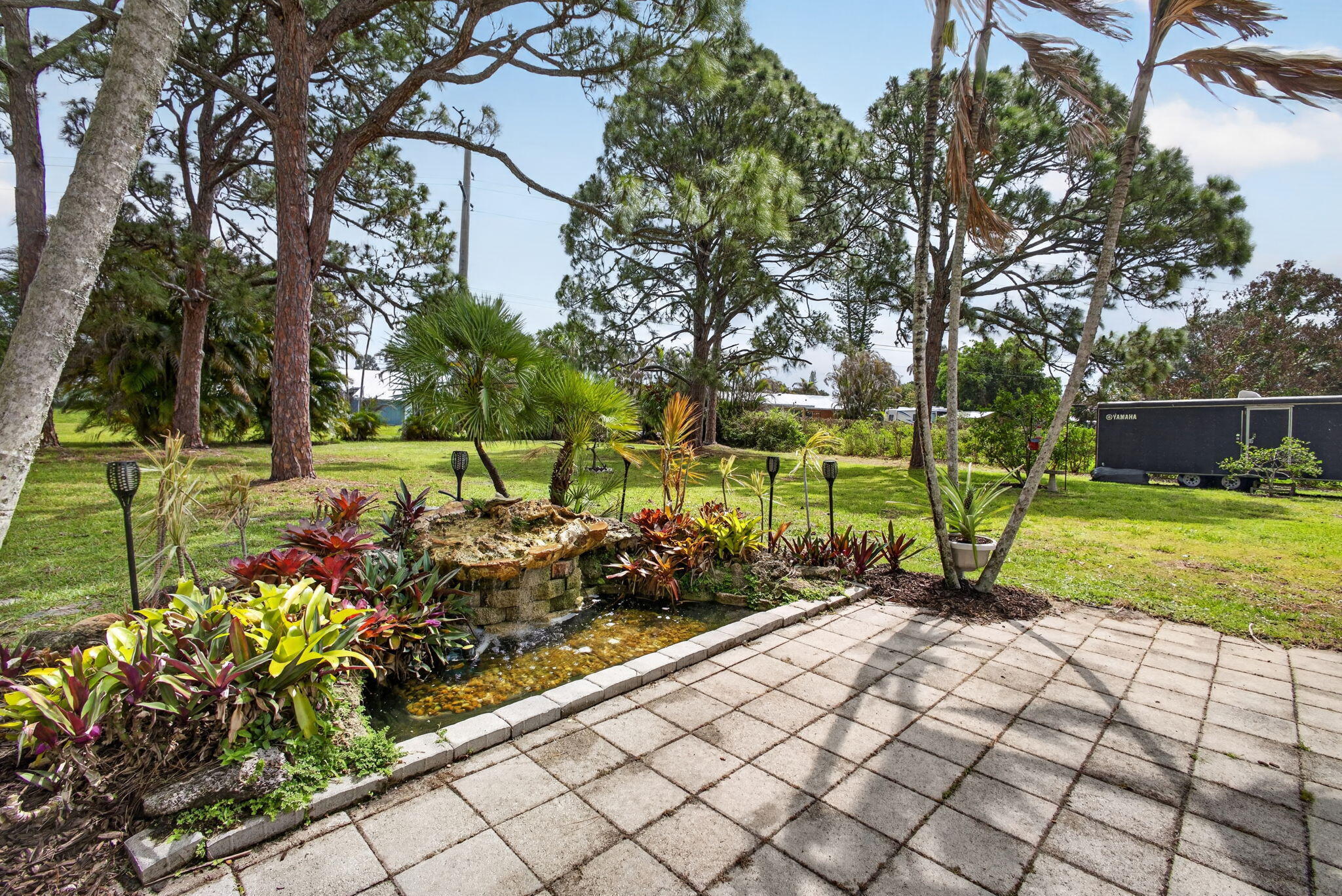 PARAMOUNT ESTATES - Residential