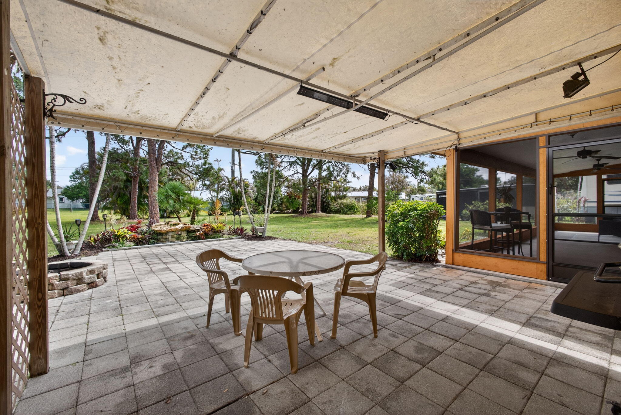 PARAMOUNT ESTATES - Residential