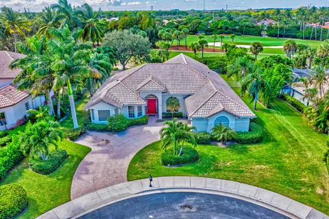 2725 Seneca Circle, West Palm Beach, FL MLS: R11083359